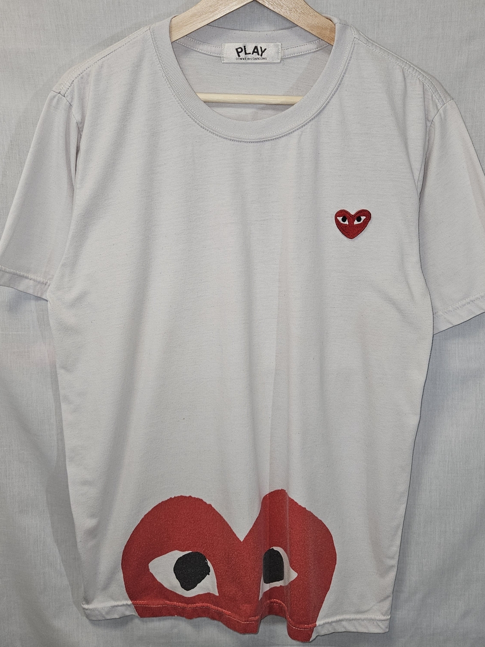 Play Comme des Garçons White T-Shirt with Red Heart Logo